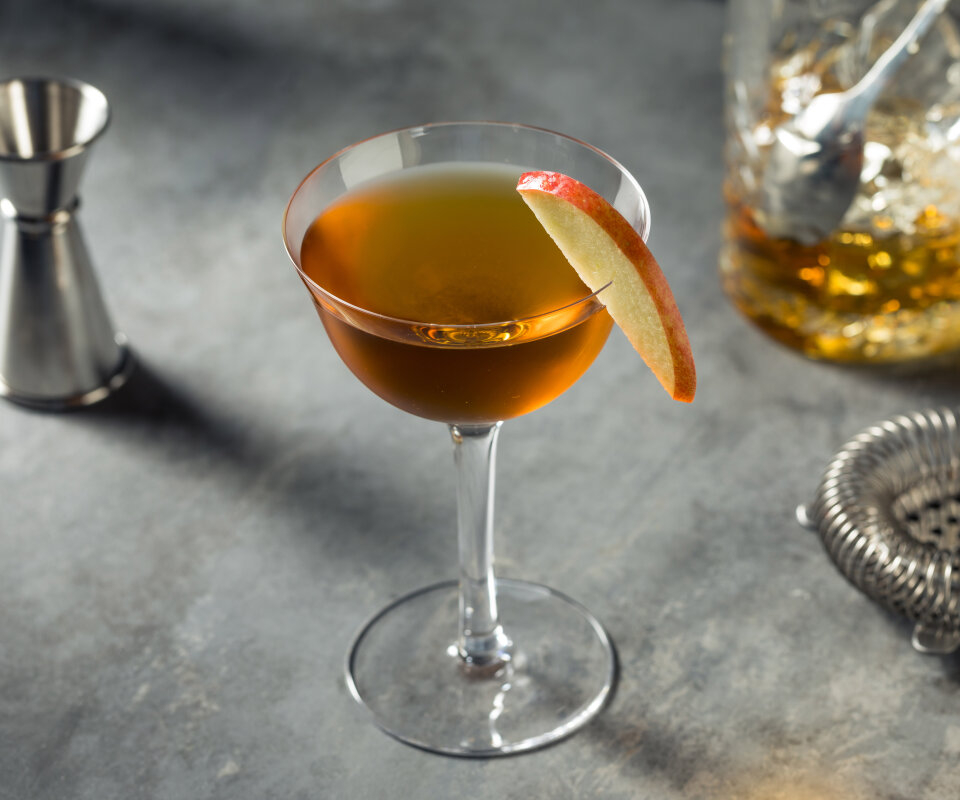 Angel Face drink-recept med gin, calvados och apricot brandy.