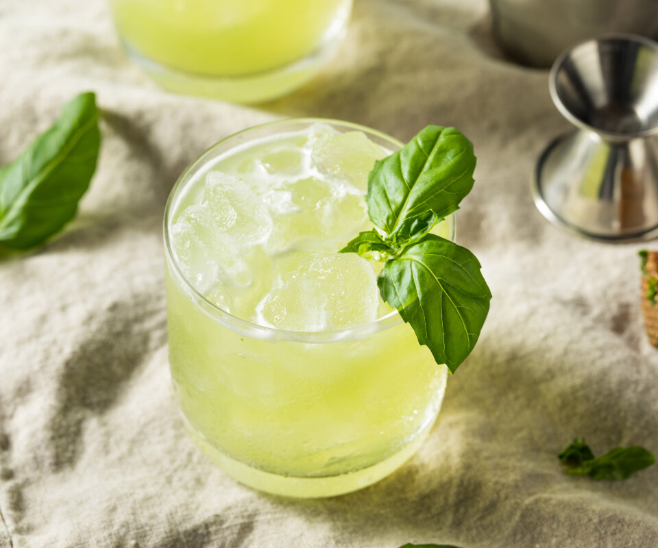 Gin Basil Smash drink-recept
