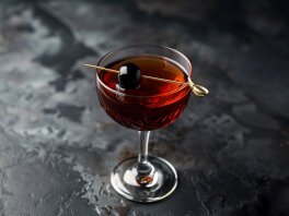 Black Manhattan – Bittersöt twist på originalet – Cocktailia.se