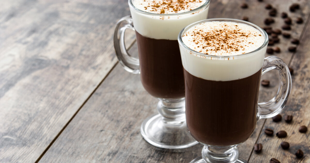 Irish Coffee recept Cocktailia.se