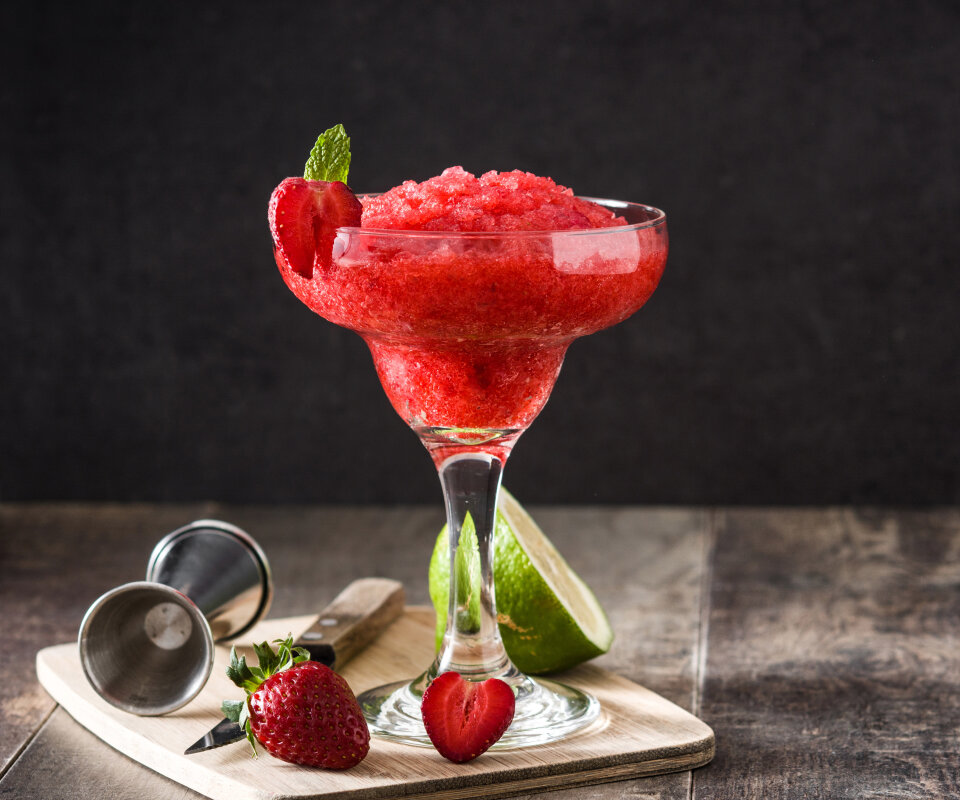 Frozen Strawberry Daiquiri drink-recept