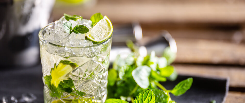 Mojito recept – En kubansk klassiker med rom, lime och mynta.