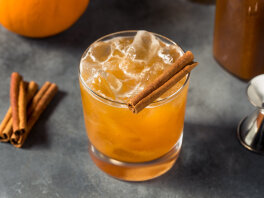 Pumpkin Spice Bourbon Smash drink-recept