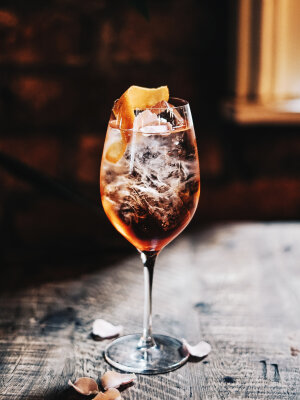 Vermouth & Tonic drink-recept